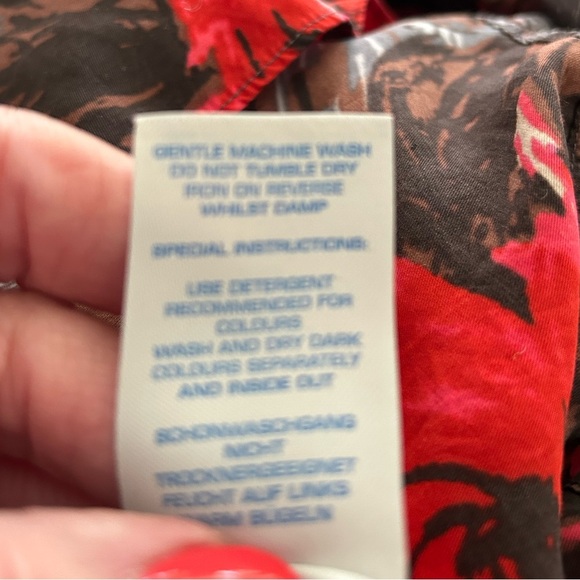 Boden Red Blouse with Mandarin Collar and Relaxed Fit - Picture 7 of 7